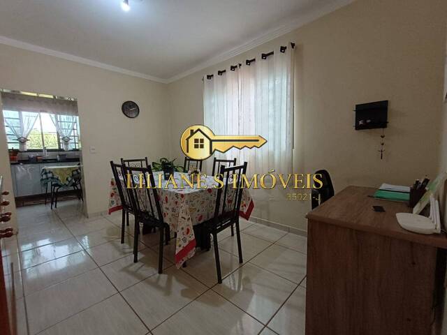 Casa para Venda em Araraquara - 5