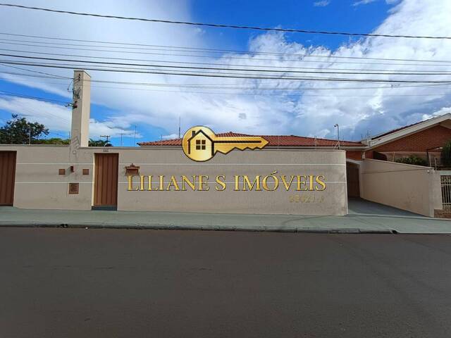 #CA0607 - Casa para Locação em Araraquara - SP - 2