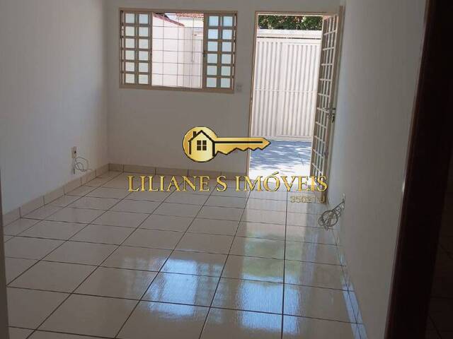 #CA0618 - Casa para Venda em Araraquara - SP - 3