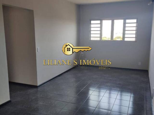 Apartamento para Venda em Araraquara - 2