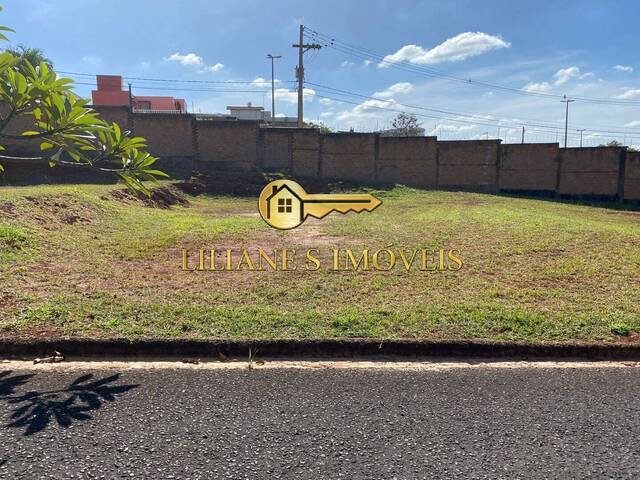 #TE0080 - Terreno para Venda em Araraquara - SP - 2
