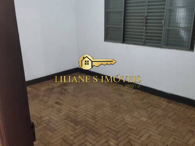 Casa para Venda em Araraquara - 3