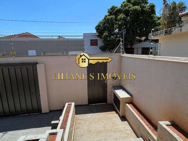 Casa para Venda em Araraquara - 3