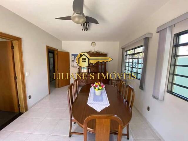 Casa para Venda em Araraquara - 5