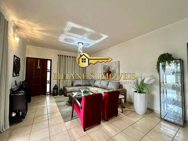 Casa para Venda em Araraquara - 2