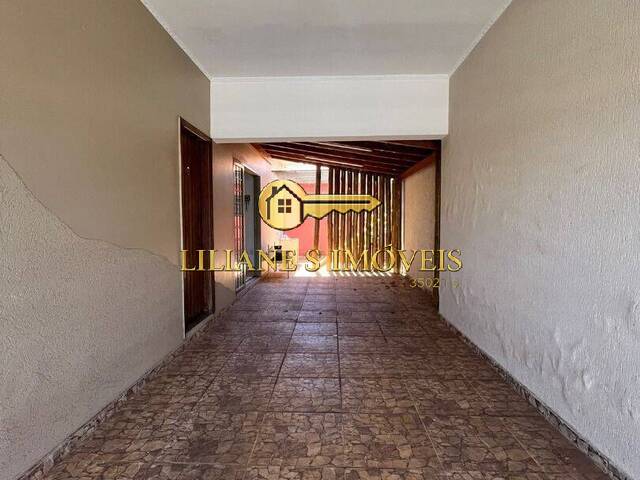 Casa para Venda em Araraquara - 3