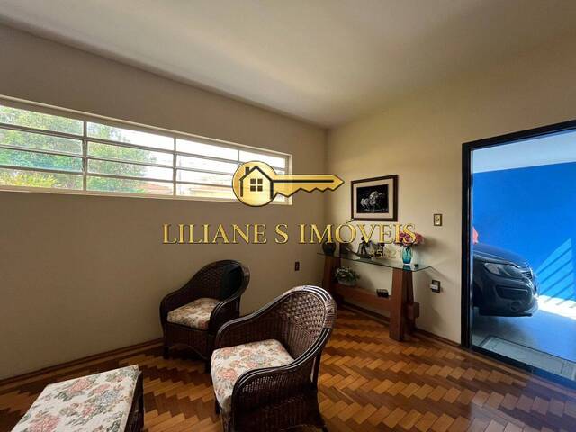 Casa para Venda em Araraquara - 2