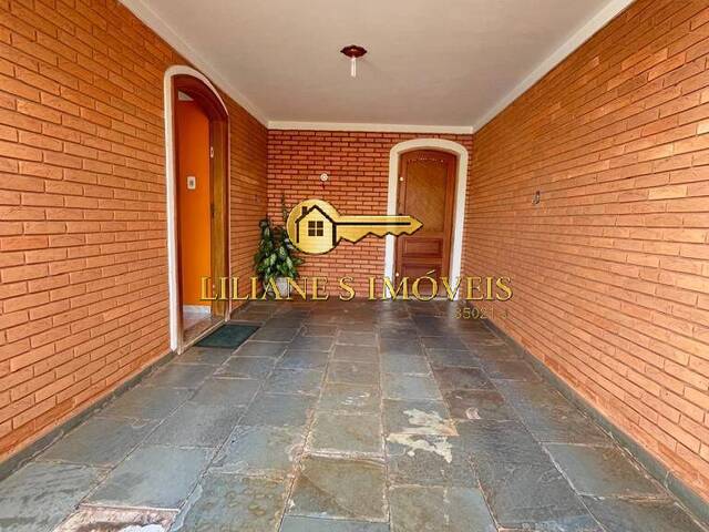 Casa para Venda em Araraquara - 2