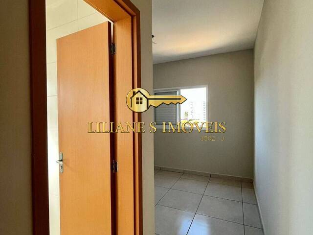 Apartamento para Venda em Araraquara - 5