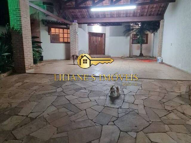 #SO0056 - Sobrado para Venda em Araraquara - SP - 2