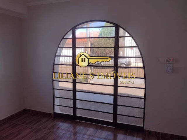#CA0538 - Casa para Venda em Araraquara - SP - 3